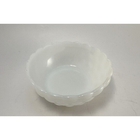 Anchor Hocking Fire King Milk Glass Bubble Fruit Dessert Bowl - Picture 2 of 5